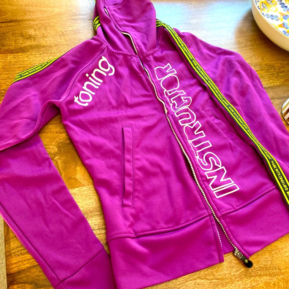 Zumba Toning Activewear Jacket. Size M. Like new!